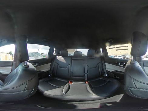 Used 2025 Jeep Compass Limited AWD/4WD image 42