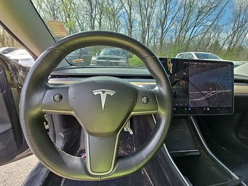 Used 2018 Tesla Model 3 Long Range image 21