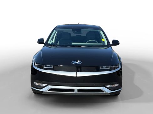 Used 2024 Hyundai Ioniq 5 SEL RWD image 8