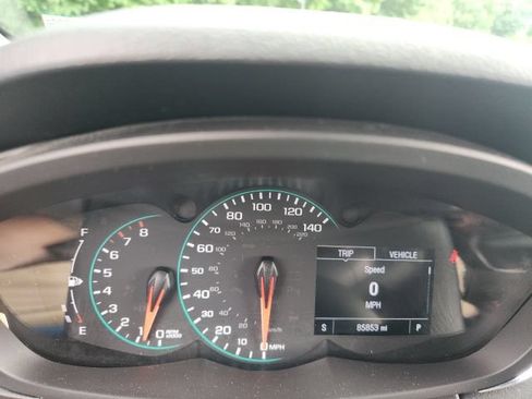 Used 2018 Chevrolet Trax LT w/ LT Convenience Package FWD image 27
