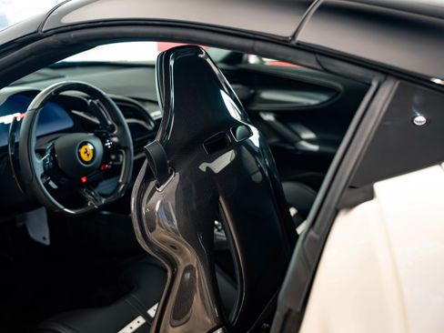 Used 2025 Ferrari SF90 Spider image 40
