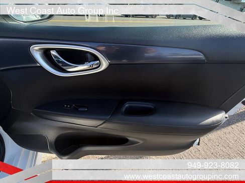 Used 2016 Nissan Sentra SR w/ Driver's Assist Package FWD image 12
