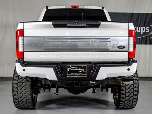 Used 2018 Ford F250 Platinum w/ Platinum Ultimate Package AWD/4WD image 9