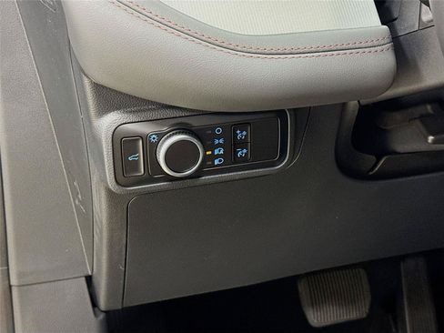 New 2026 Ford Explorer Active RWD image 10