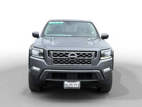 Used 2023 Nissan Frontier SV w/ SV Premium Package image 8