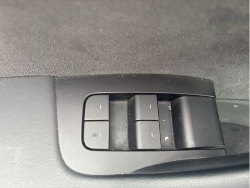 Used 2023 Tesla Model Y Long Range image 13