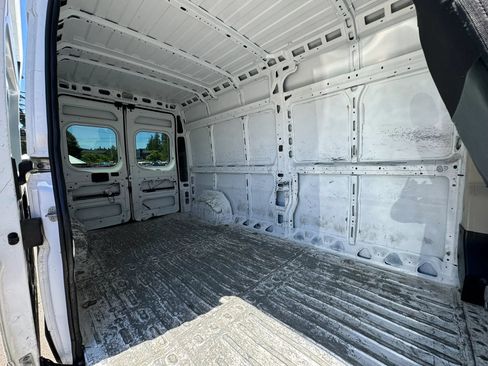 Used 2021 RAM ProMaster 2500 FWD image 13
