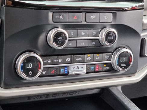 Used 2024 Ford Expedition Max XLT AWD/4WD image 26