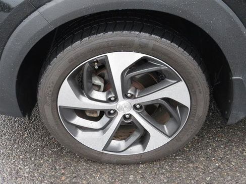 Used 2018 Hyundai Tucson Sport image 7