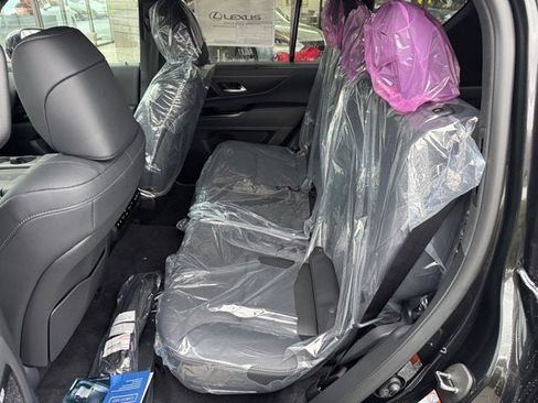 New 2025 Lexus LX 600 4WD w/ Accessory Package (2T) image 8