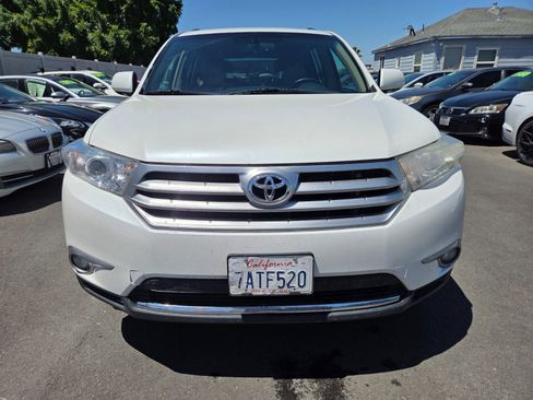 Used 2013 Toyota Highlander Limited AWD/4WD image 6