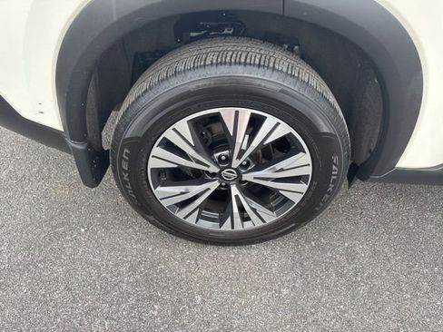 Used 2021 Nissan Rogue SV AWD/4WD image 9