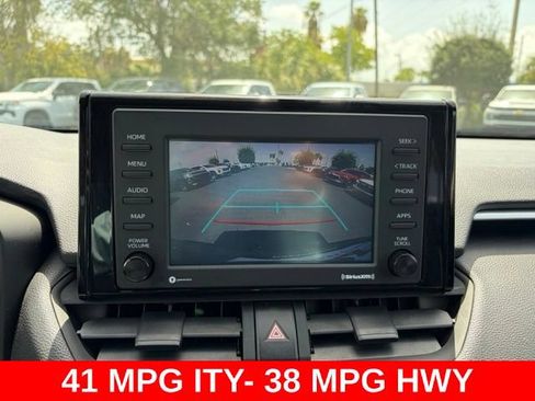 Used 2022 Toyota RAV4 LE AWD/4WD image 23