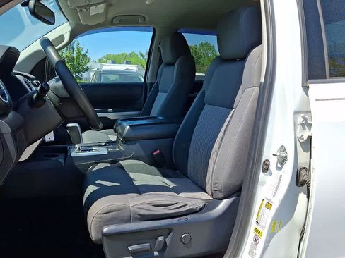 Used 2016 Toyota Tundra SR5 w/ TRD Off Road Package image 13