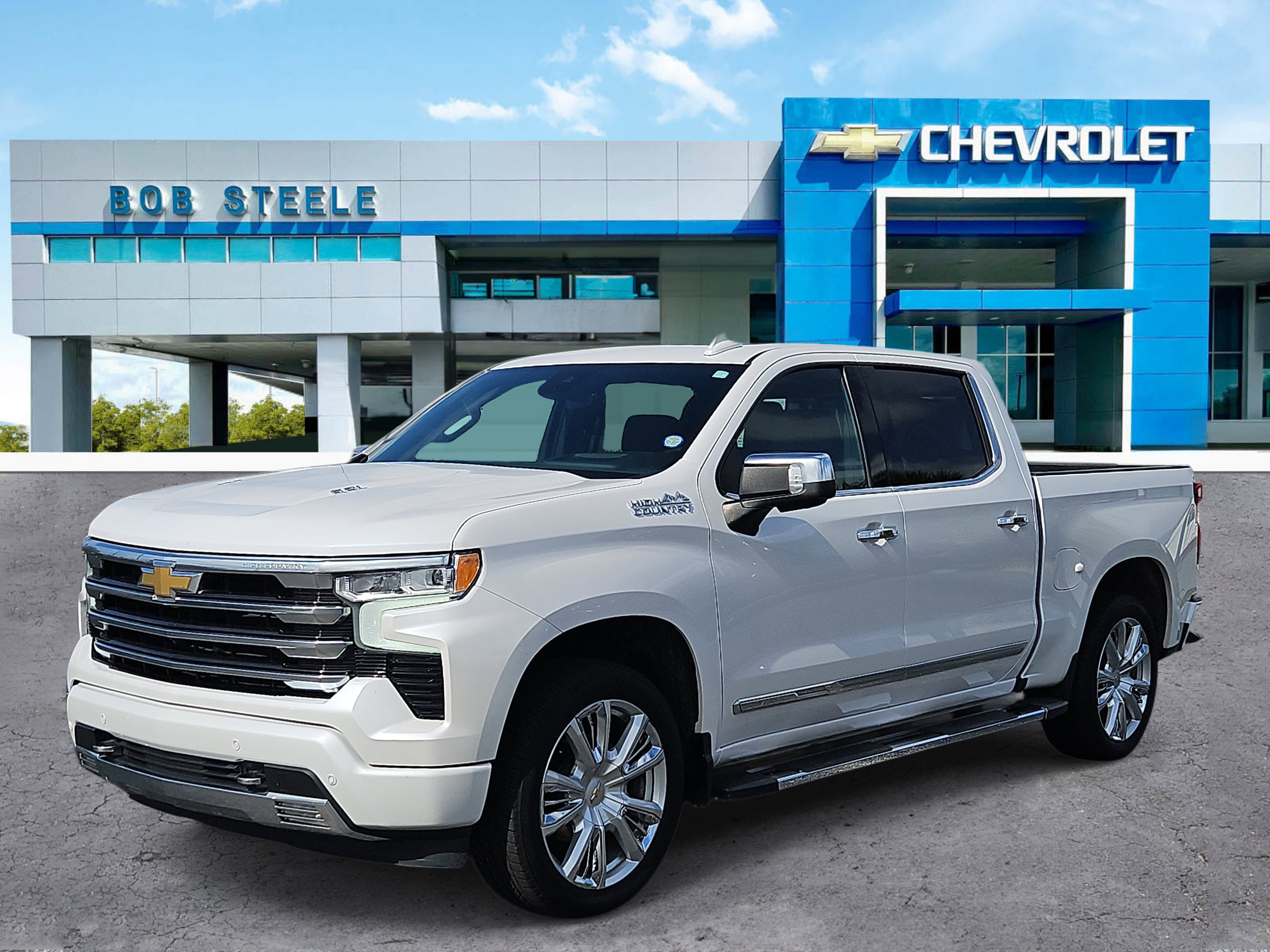 Certified 2023 Chevrolet Silverado 1500 High Country w/ High Country Premium Package AWD/4WD image 2