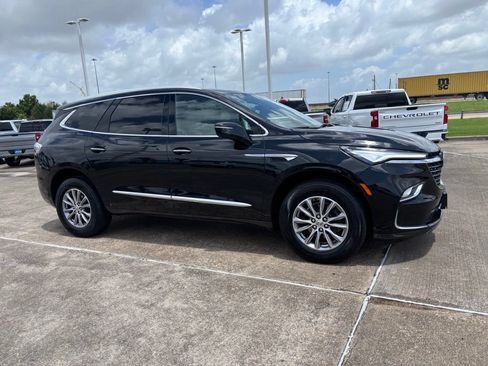 Used 2024 Buick Enclave Premium FWD image 7