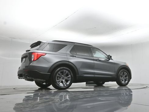 Used 2023 Ford Explorer XLT w/ Equipment Group 202A RWD image 51