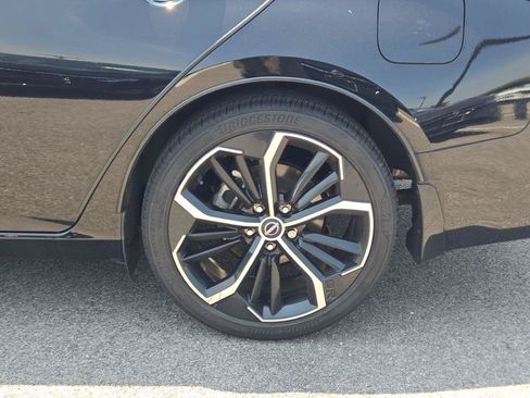 Used 2023 Nissan Altima 2.5 SR FWD image 15