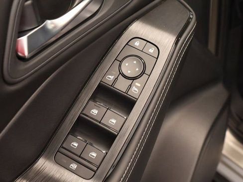 New 2026 Nissan Rogue SV image 8