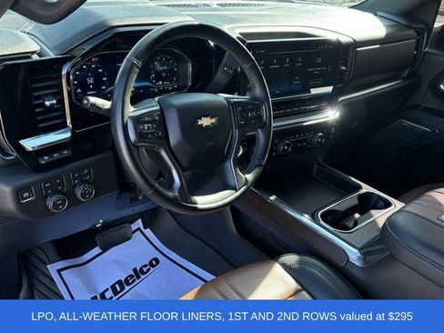 Used 2024 Chevrolet Silverado 3500 High Country w/ Technology Package image 12