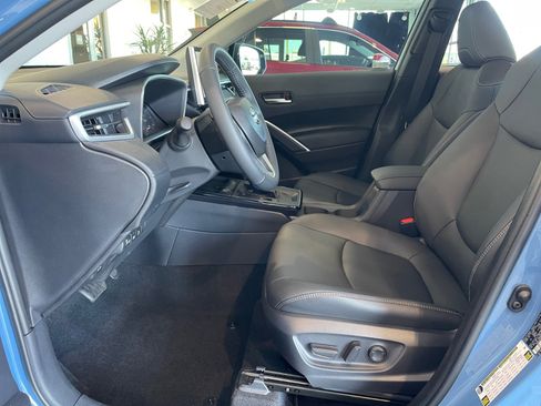 Certified 2026 Toyota Corolla Cross XLE image 14