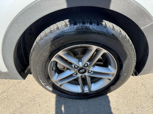 Used 2018 Hyundai Santa Fe Sport image 28
