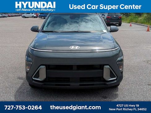 Used 2025 Hyundai Kona SEL FWD image 8