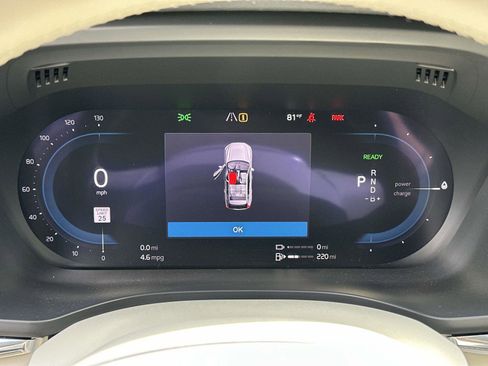 Certified 2025 Volvo XC60 T8 Plus w/ Climate Package image 10