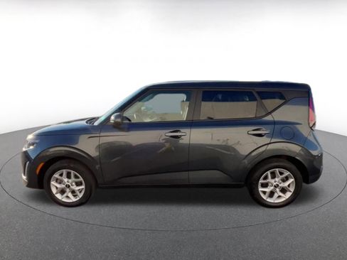 Used 2025 Kia Soul LX w/ LX Technology Package image 8