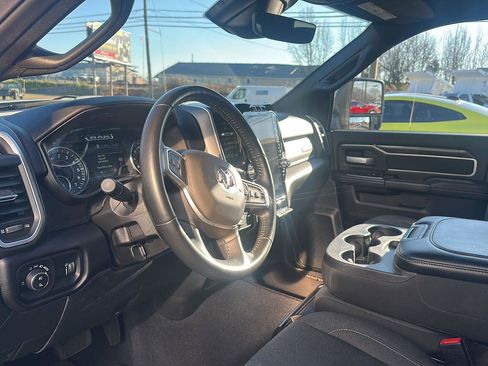 Used 2024 RAM 2500 Big Horn w/ Night Edition image 12