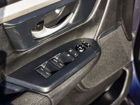 Used 2020 Honda CR-V LX image 25