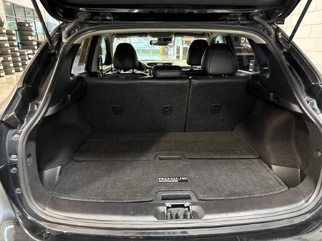 Used 2017 Nissan Rogue Sport SL w/ SL Premium Package AWD/4WD image 14