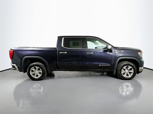 Used 2024 GMC Sierra 1500 SLT image 7