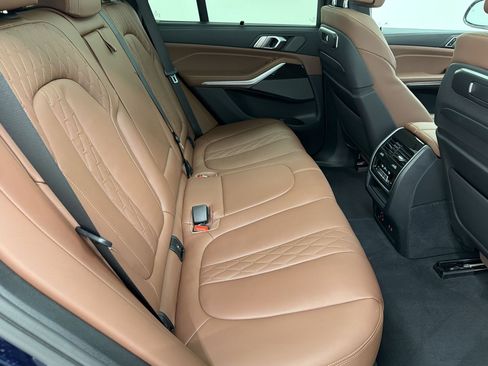 Certified 2024 BMW X5 M60i AWD/4WD image 28