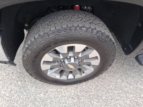 Certified 2024 Chevrolet Silverado 3500 LT w/ All Star Edition image 7