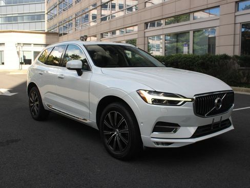 Used 2019 Volvo XC60 T5 Inscription w/ Protection Package Premier AWD/4WD image 1