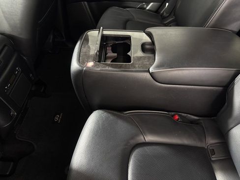 Used 2024 INFINITI QX80 Luxe image 19