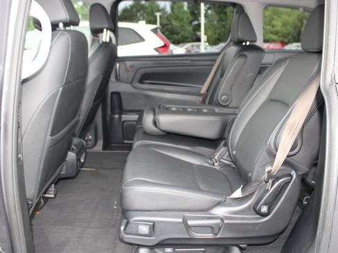 Used 2023 Honda Odyssey EX-L image 14