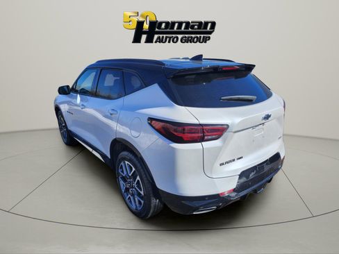 Used 2025 Chevrolet Blazer RS w/ Driver Confidence II Package image 3