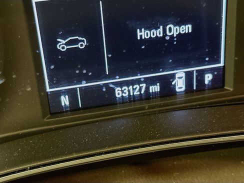 Used 2018 Chevrolet Cruze LS FWD image 19