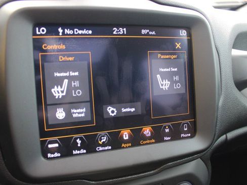 Used 2019 Jeep Renegade Limited w/ UConnect 8.4 Nav Group image 13