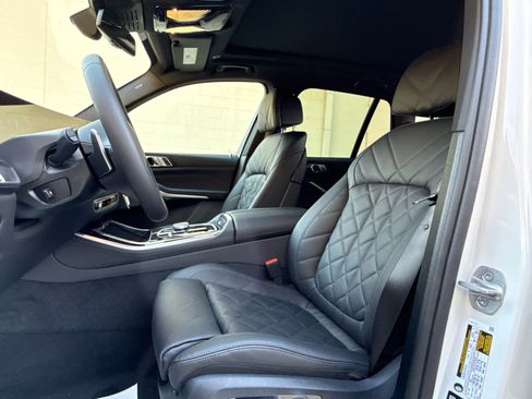 New 2026 BMW X5 xDrive40i w/ M Sport Package image 13