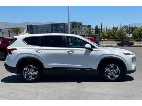 Used 2023 Hyundai Santa Fe SE FWD image 7