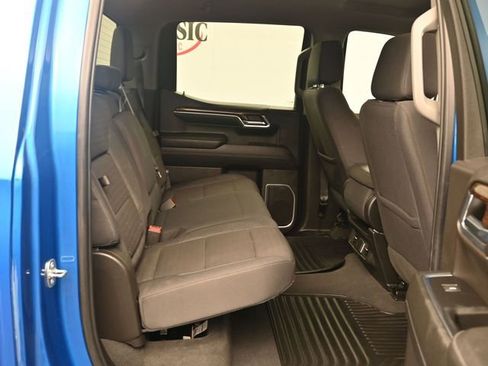 Used 2024 GMC Sierra 1500 Elevation image 11
