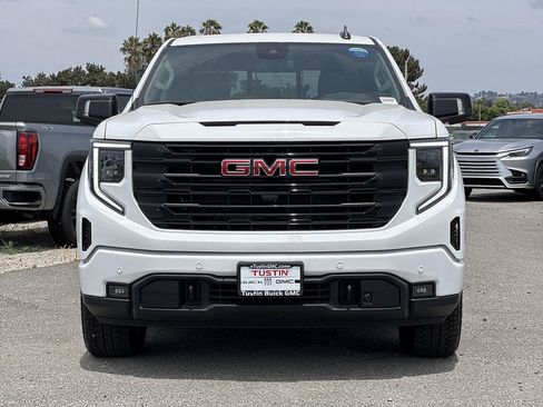 New 2026 GMC Sierra 1500 Elevation w/ Elevation Premium Package AWD/4WD image 2