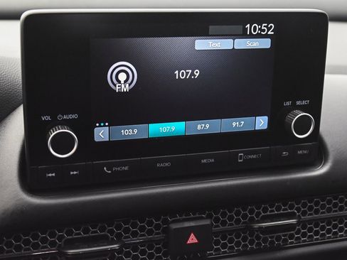 Used 2025 Honda HR-V Sport image 18