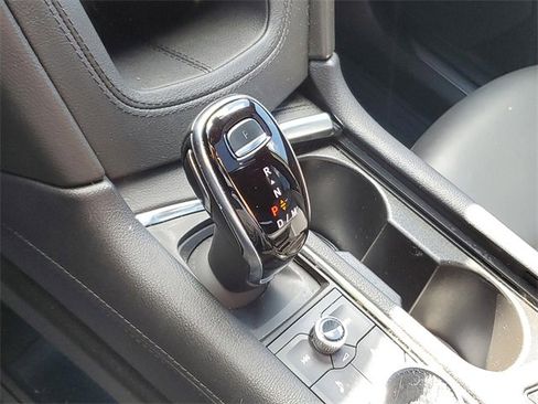 Certified 2022 Cadillac XT5 Premium Luxury w/ Technology Package image 21