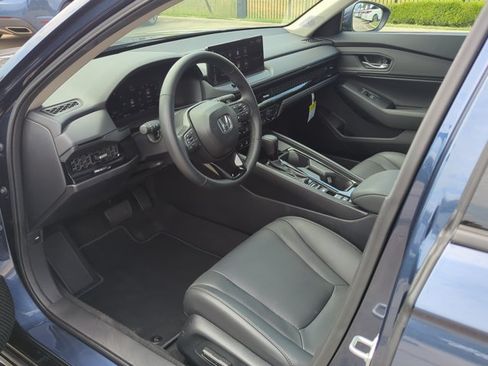 Used 2026 Honda Accord EX-L image 11
