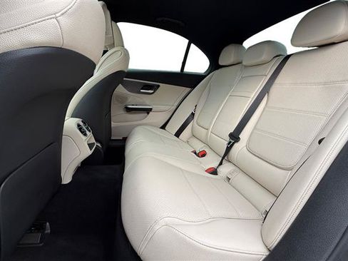 Used 2024 Mercedes-Benz C 300 Sedan image 16