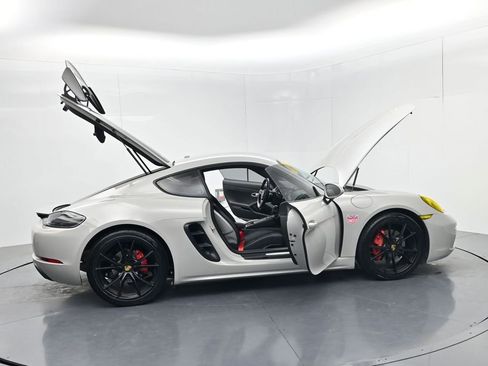 Used 2018 Porsche 718 Cayman S RWD image 49